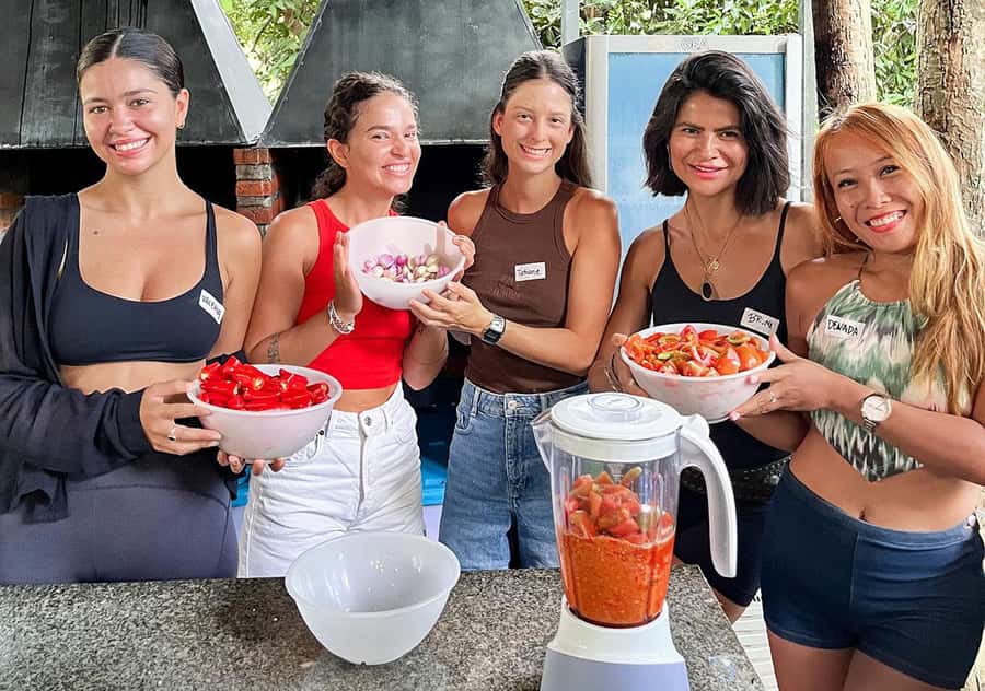 Uluwatu Bali: Lets Cook 180 Meals for underprivileged Locals - A Uluwatu charity cooking session with a real mission