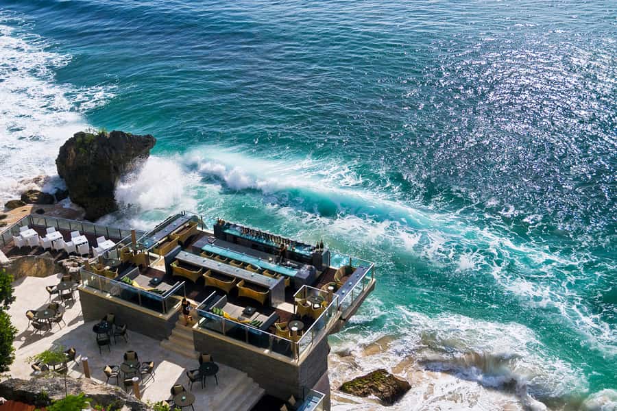 Uluwatu: Beach Club and Cliffside Private Bar Hopping Tour - Price and value: what the $92 covers, and what you should budget for