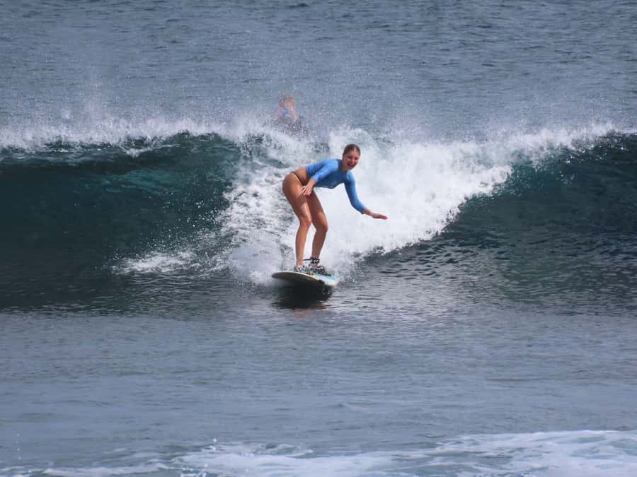 Uluwatu: Private Surf Lesson with Surf Photos & Videos - The 2-hour surf lesson flow: from shoreline basics to real waves