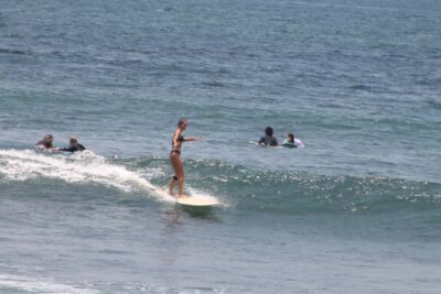 Uluwatu: Surf Lessons Beginner - Gear Setup: Surfboard, Wetsuit, and the Sun Stuff