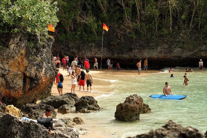 Uluwatu Temple And Fire Dance Tour - Transportation and the private-car advantage in Bali traffic