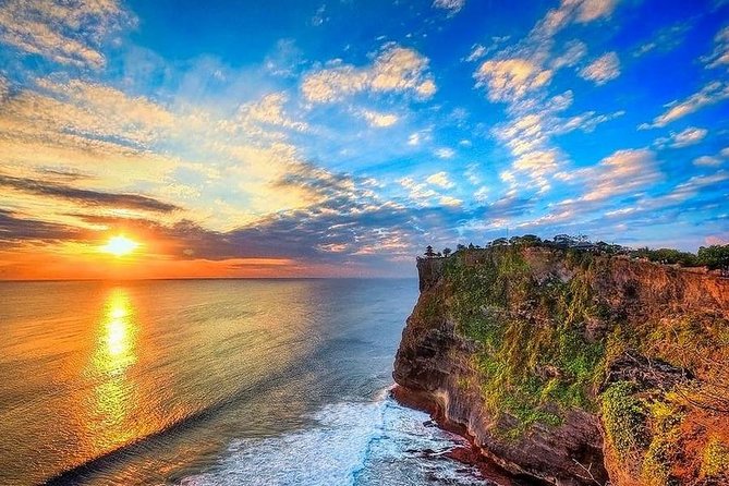 Uluwatu Temple & Kecak Fire Dance Show (Include All Tickets) - Should you book the Uluwatu Temple & Kecak Fire Dance tour?
