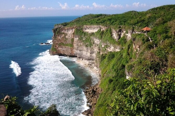 Uluwatu Temple & Kecak Fire Dance Tour - Kecak Fire Dance: Ramayana scenes with trance chanting and fire