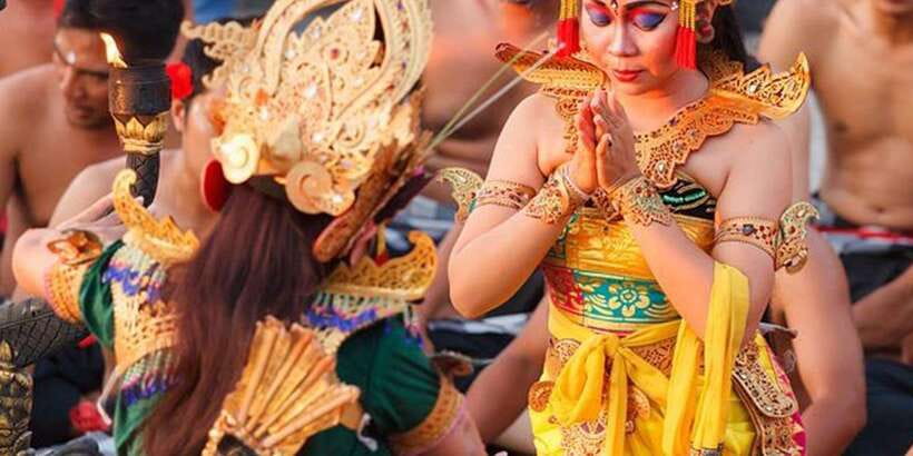 Uluwatu Temple : Sunset and Kecak Fire Dance / Private tour - Key things to know before you go