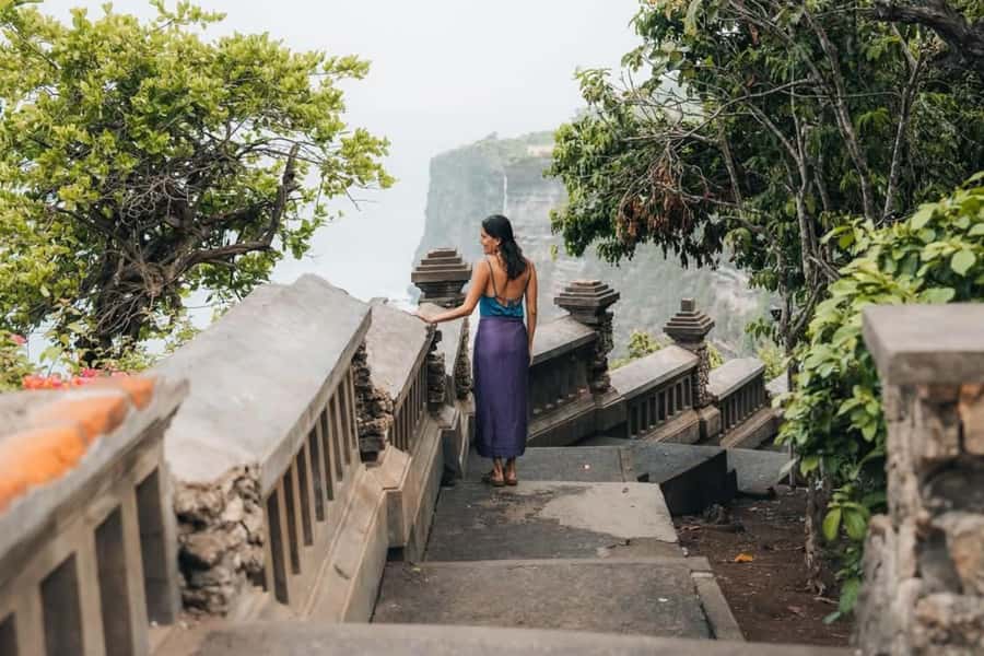 Uluwatu: Temple Sunset, Kecak Dance & Jimbaran Dinner - Should You Book This Uluwatu Sunset and Kecak Day?