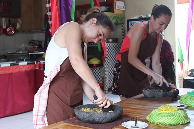 Vegetarian Ubud Cooking Class Bali - Chef-led teaching and the small-group advantage