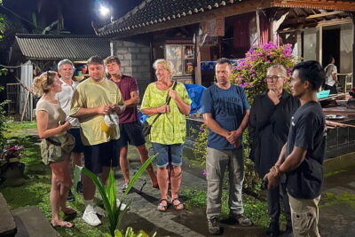 VIllage Firefly Night Tour - Ubud Bali - Cooking dinner with locals: not just watching, actually making it