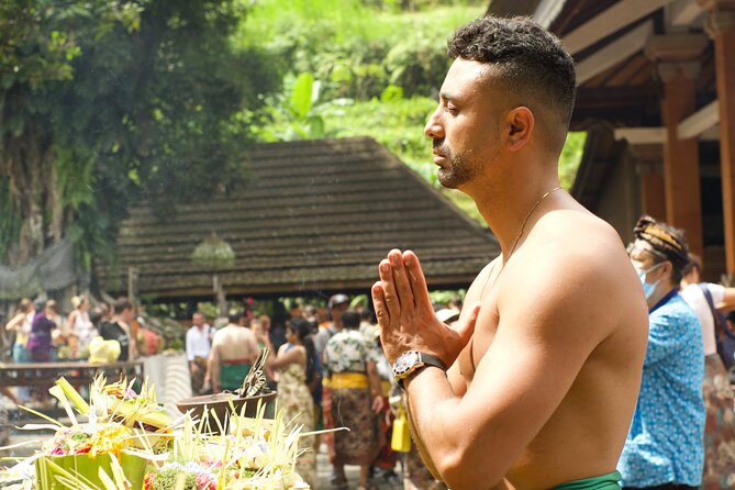 Vintage Volkswagen Bali Tour - The coffee break and the Balinese compound lifestyle stop