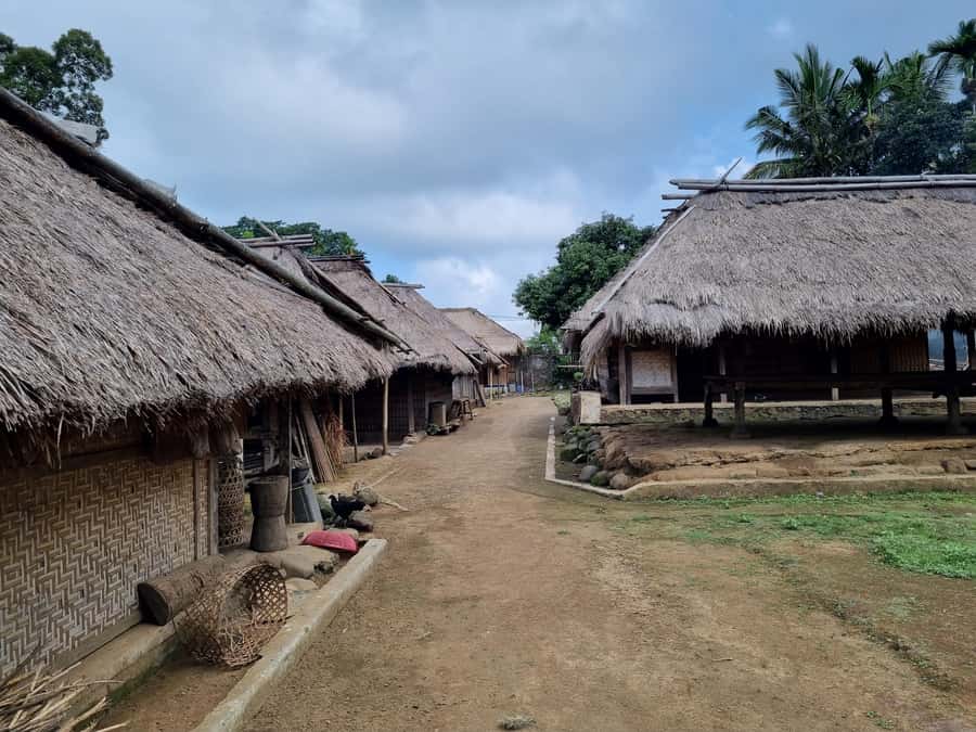 Visit Lombok Sasak Tribe Village, Waterfall And Selong Hill - Price and Value: What $55 Really Covers in This Kind of Day