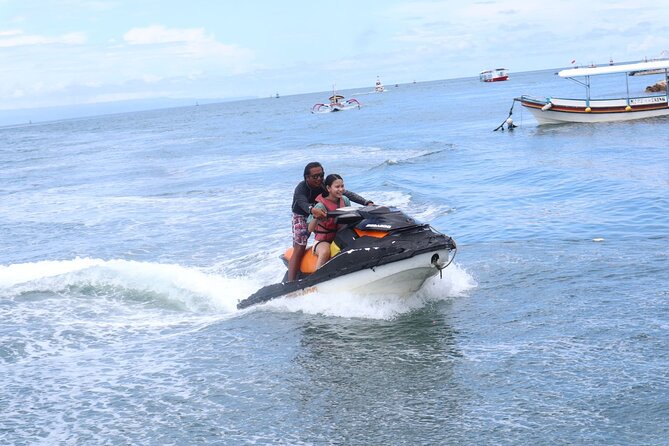 Water Sports GWK Uluwatu Private Guided Tour - Uluwatu Temple on the Cliff: Where Sunset Changes Everything