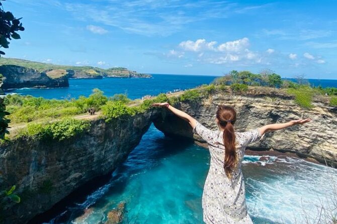 West Nusa Penida Island Tours From Lembongan - Crystal Bay: beach time, coral snorkeling chances, and relaxing after the cliffs