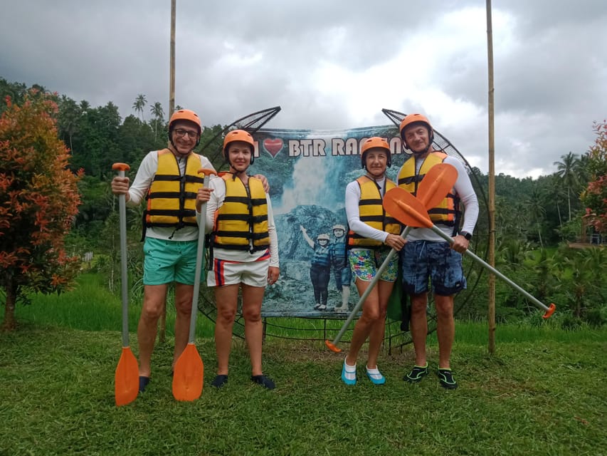 white water rafting telaga waja best of bali (no stairs) - Lunch after rafting: traditional Balinese food with rice-field views