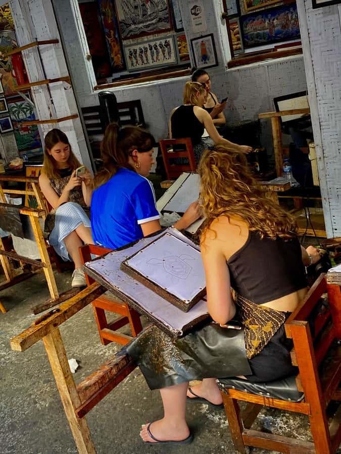 Yogyakarta: Batik Painting Workshop - Painting With Dye: Color Choices and Subtle Surprises