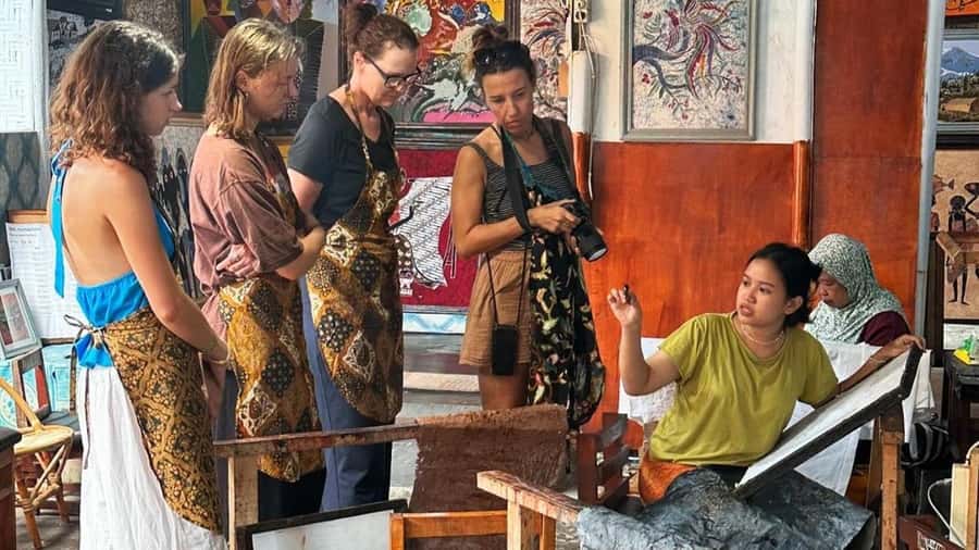 Yogyakarta: Batik Workshop with Hotel Pickup and Drop-off - Choosing Your Batik Workshop Length: Short, Medium, or Full Process