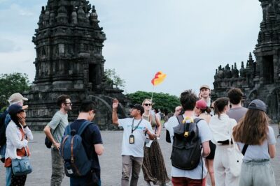 Yogyakarta Borobudur Climb Up And Prambanan Temples Sharing Tour - The day’s rhythm: how the 8–10 hour schedule plays out