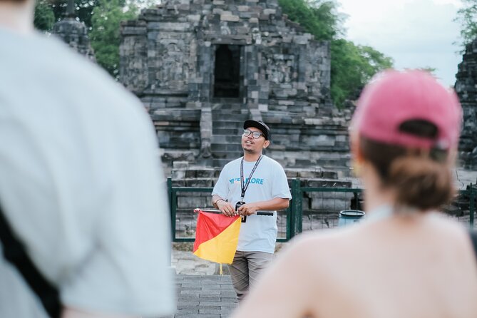 Yogyakarta Borobudur Climb Up And Prambanan Temples Sharing Tour - Guides, group size, and the little extras that reduce stress