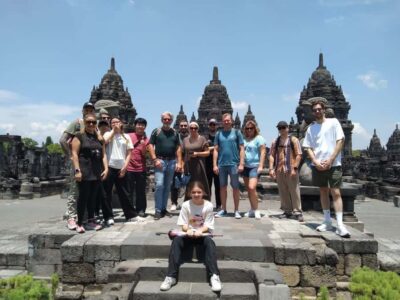 Yogyakarta: Borobudur climb up guarantee& prambanan temple - The Borobudur top climb: what you’re really buying