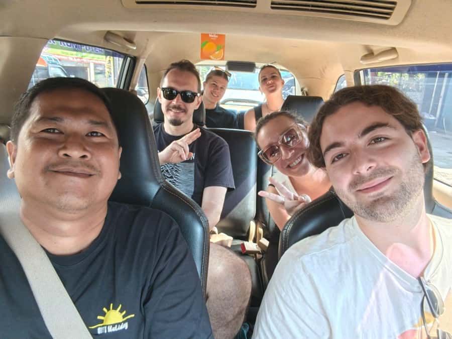 Yogyakarta: Borobudur climb up guarantee& prambanan temple - Who should book this temple combo tour