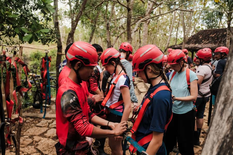 Yogyakarta: Borobudur Climb-up Guided Shared Tour - Small group size: why max 15 is a big deal