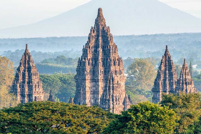Yogyakarta: Borobudur Climb-up & Prambanan Day Trip All Inclusive - Why Borobudur and Prambanan fit into one day