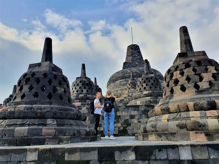 Yogyakarta: Borobudur Climb-Up & Prambanan Temple Tour - From Buddhist Symbolism to Prambanan Spires: A Temple Contrast Day
