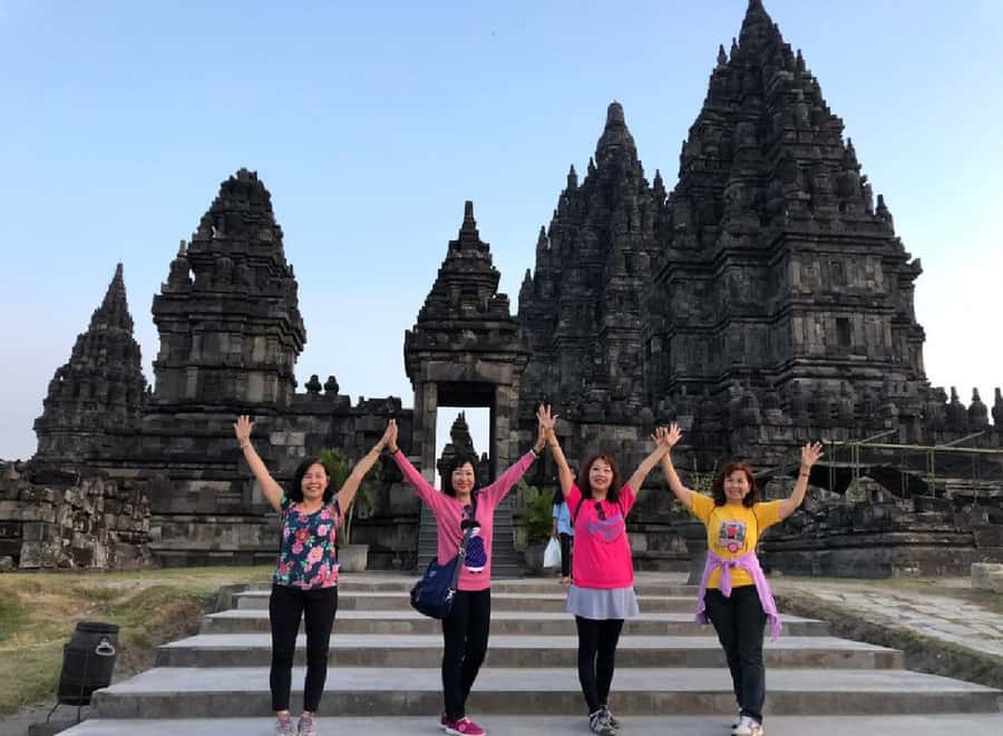 Yogyakarta: Borobudur Sunrise & Prambanan ClimbUp Guarantee - Timing risk: why your return can stretch beyond the headline hours
