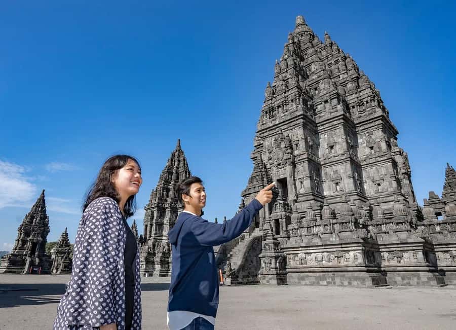 Yogyakarta: Borobudur Sunrise & Prambanan ClimbUp Guarantee - Price and value: what your $111 is actually buying