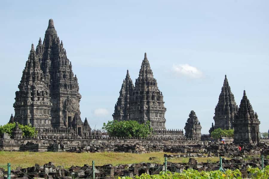 Yogyakarta: Borobudur Sunrise & Prambanan with Temples climb - The 3:45am pickup: how to avoid wasting time on Java roads
