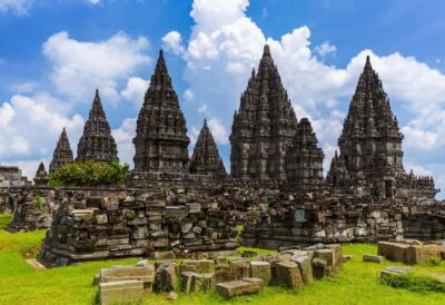 Yogyakarta: Borobudur sunrise(guarantee climb up)& Prambanan - Borobudur Climb-Up: Full Access and the “Stone Story” Effect