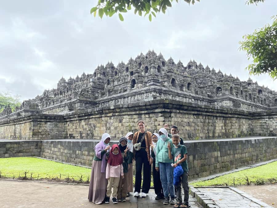 Yogyakarta: Borobudur Sunset Climb Up Shared Guided Tour - How long is the day, and how to plan it with the rest of Java