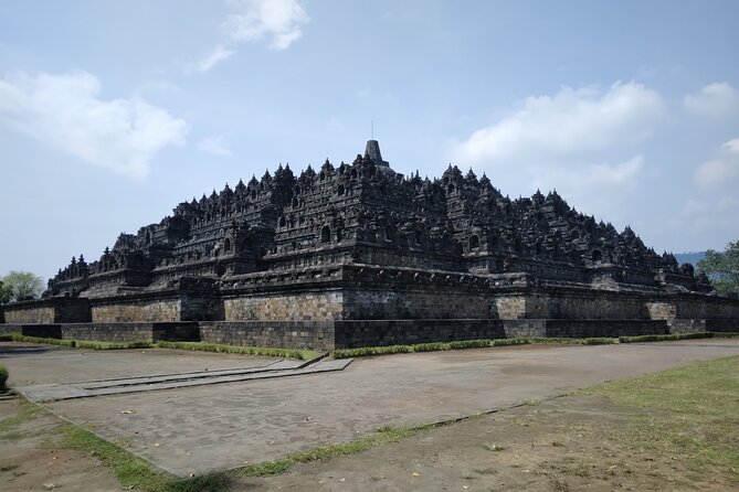 Yogyakarta: Borobudur Top Access & Prambanan Temple Private Tour - What’s Included (and What You Should Bring)