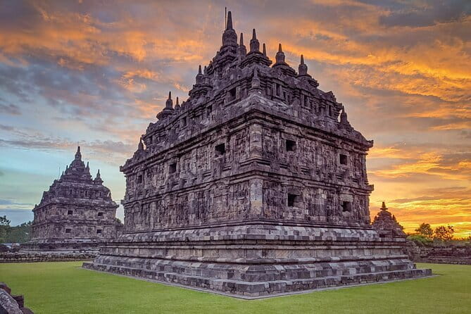 Yogyakarta: Borobudur Top Access (Ticket Assistance) & Selogriyo - Photo, Timing, and Comfort Tips That Actually Help