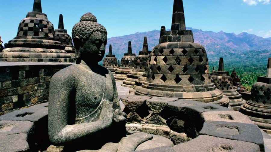 Yogyakarta : Borobudur(climb up temple) & sunrise mt merapi - How the 8-hour flow really works: pickups, transfers, and pacing