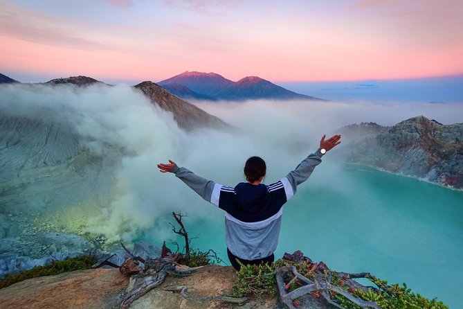 Yogyakarta Bromo Ijen Bali Tour (5d4n) - Ijen Crater at 5:00 AM: blue fire, gas mask, and safety-first reality