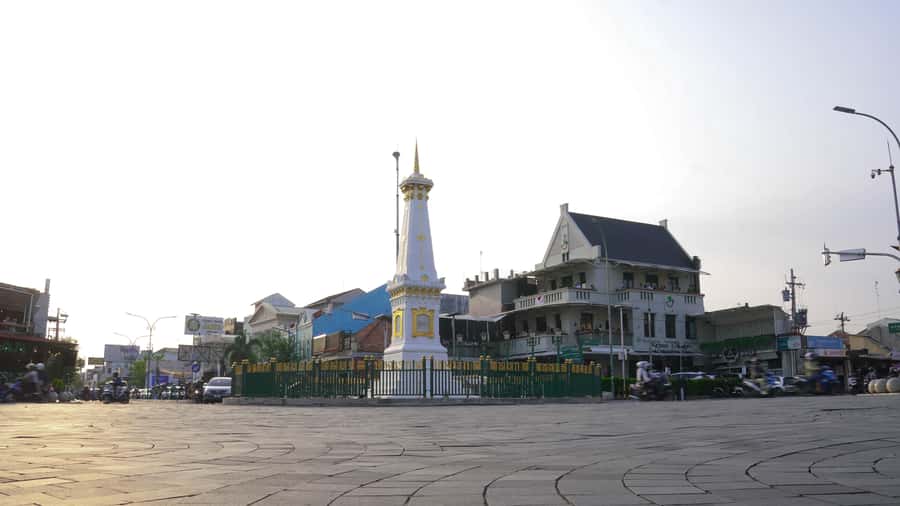 Yogyakarta : Colonial Heritage Guide Walking Tour - Price and value for a $18, 2-hour walking tour