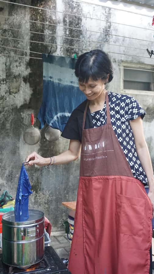 Yogyakarta: Contemporary Batik Workshop with Natural Dyeing - Natural Dyeing: The Part Where Color Actually Shows Up