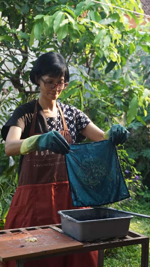 Yogyakarta: Contemporary Batik Workshop with Natural Dyeing - Who Should Book This Workshop (and Who Might Skip It)