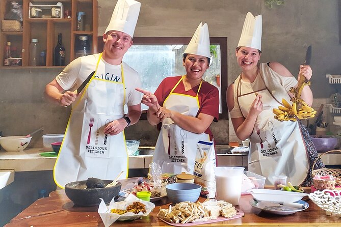 Yogyakarta Cooking Class and Market Tour - Cooking Tumpeng and Javanese Favorites in a Local Home Kitchen
