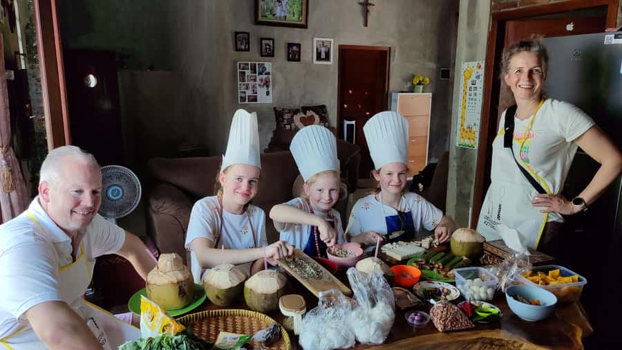 Yogyakarta: Cooking Class with Market Visit and Hotel Pickup - Recipes and Notes: Why This Tour Is Worth More Than One Meal