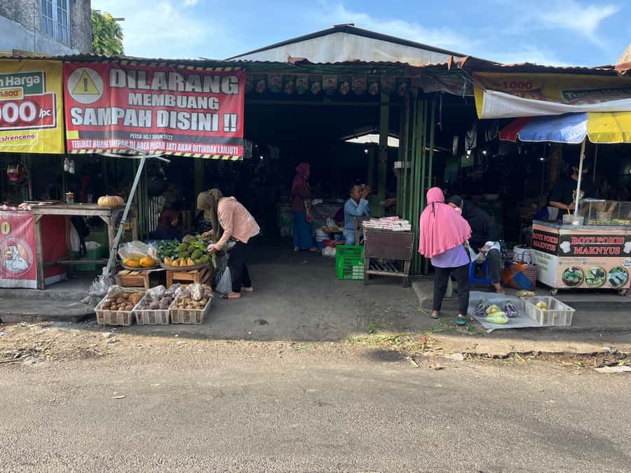 Yogyakarta: Cooking Class with Traditional Market Tour - Cooking Class: Learn Javanese Food by Doing It