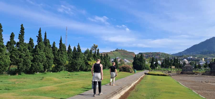 Yogyakarta : Dieng Plateau Tour (Natural Beauty of Java) - Comfort matters: air-conditioned travel and English-speaking guidance
