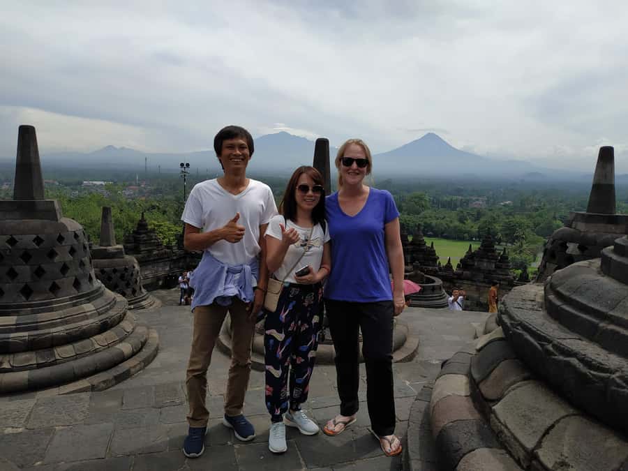 Yogyakarta Experience one day tour Borobudur and Prambanan - What your guide really adds (and why it matters on a long day)