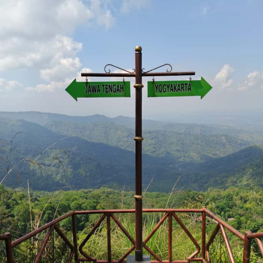 Yogyakarta: Hidden Paradise of Yogyakarta Waterfall & Swim - Price and Value: What You Actually Get for Around $23
