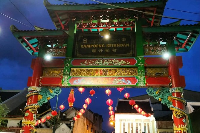 Yogyakarta Historical and Food Tour - A 3-hour Yogyakarta night that starts on Malioboro