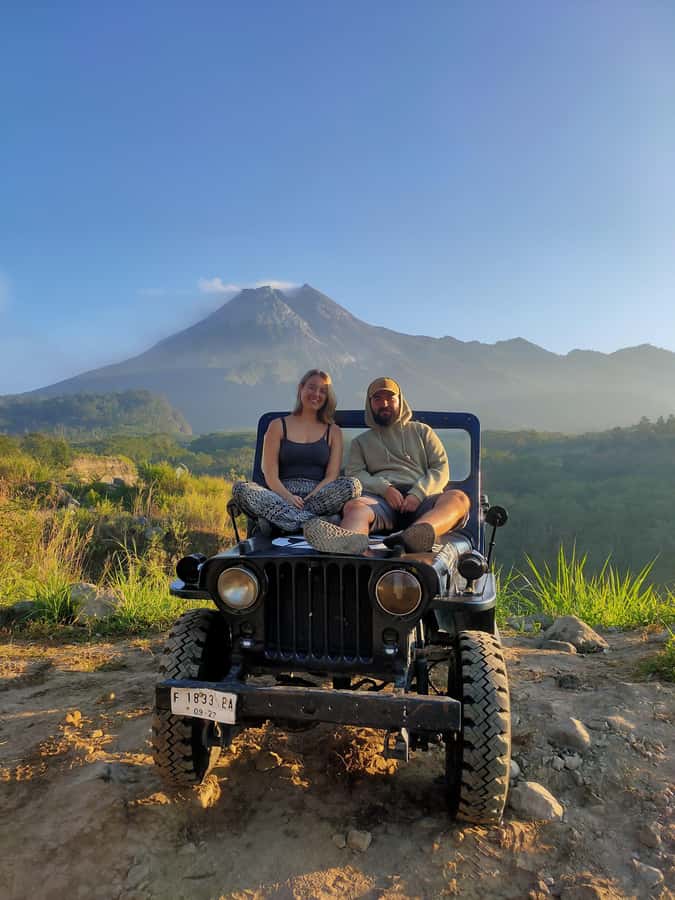 Yogyakarta Jeep 4wd Merapi lava Tour Adventure - English guidance: why it changes the whole experience