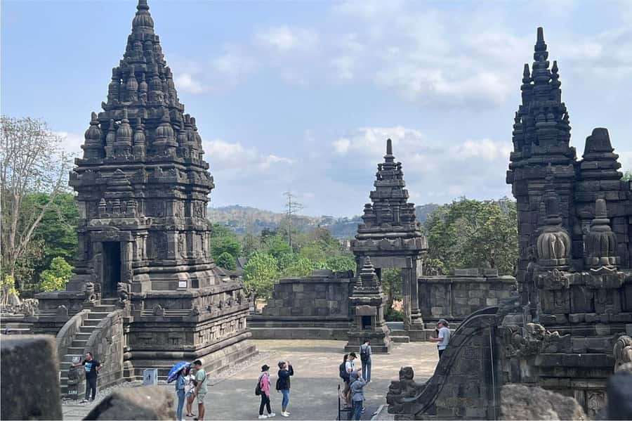 Yogyakarta: Joined or Private Tour to Borobudur & Prambanan - Yogyakarta Pickup: Less Hassle, More Temple Time
