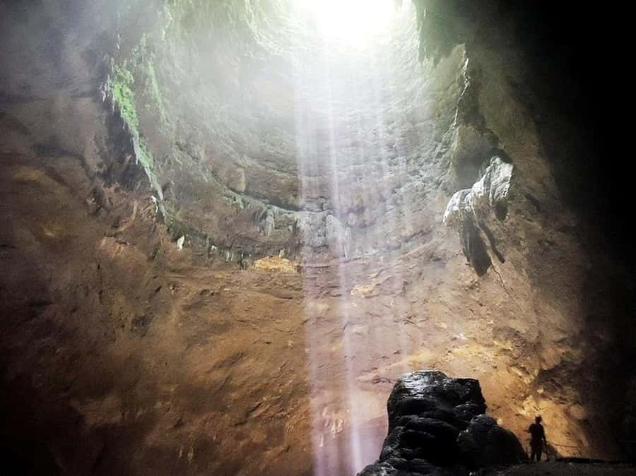 Yogyakarta : Jomblang and pindul cave, 1 day cave adventure - Walking the underground river section (and handling the wet cave feeling)