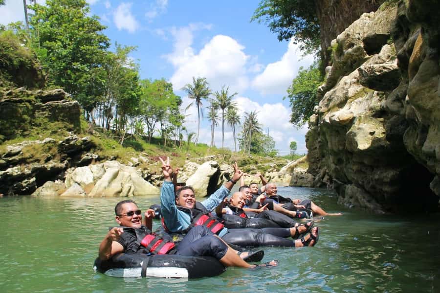 Yogyakarta: Jomblang and Pindul Cave Shared Guided Tour - What “included” really covers (and what you’ll pay on top)