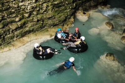 Yogyakarta: Jomblang Cave and Kali Suci Tubing Guide Tour - The light from heaven: why timing inside the cave matters