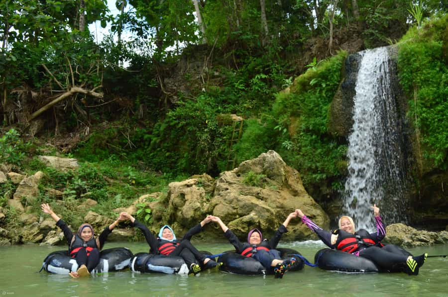 Yogyakarta : Jomblang Cave and Pindul Cave all inclusive - Guides and Local Touch: When the Day Goes Smooth